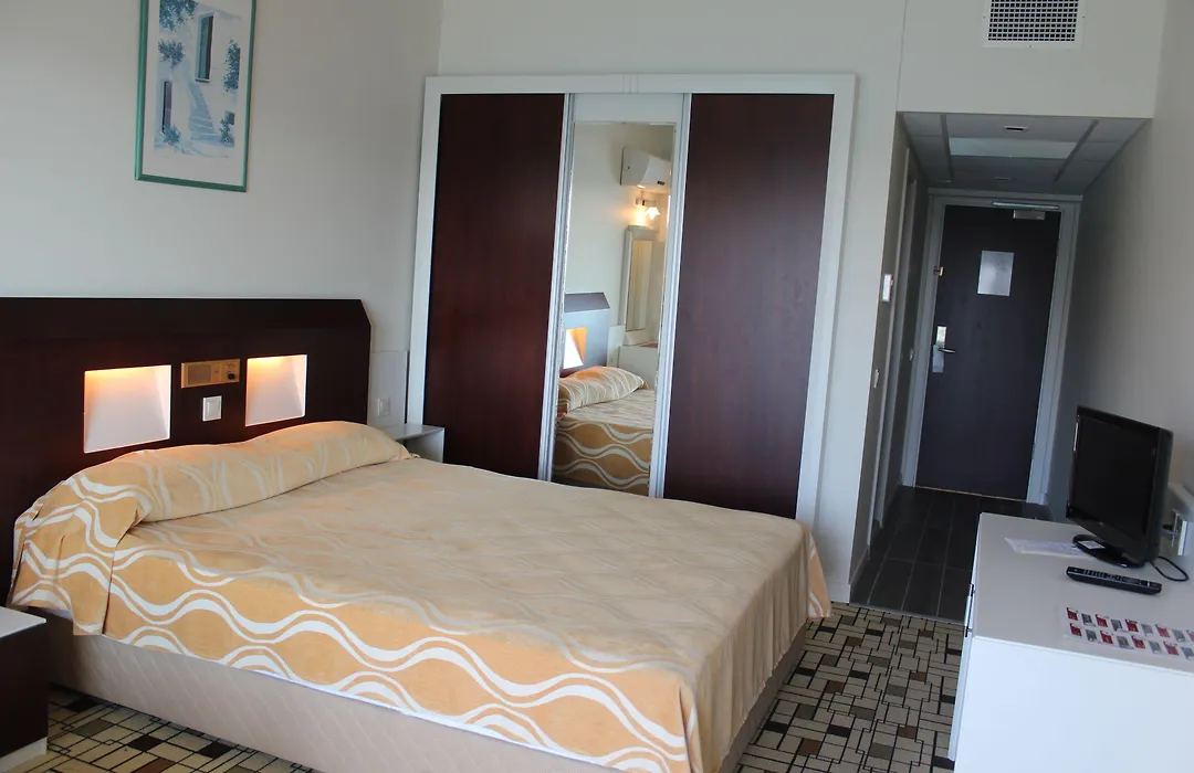 Medis Resort Hotel-1